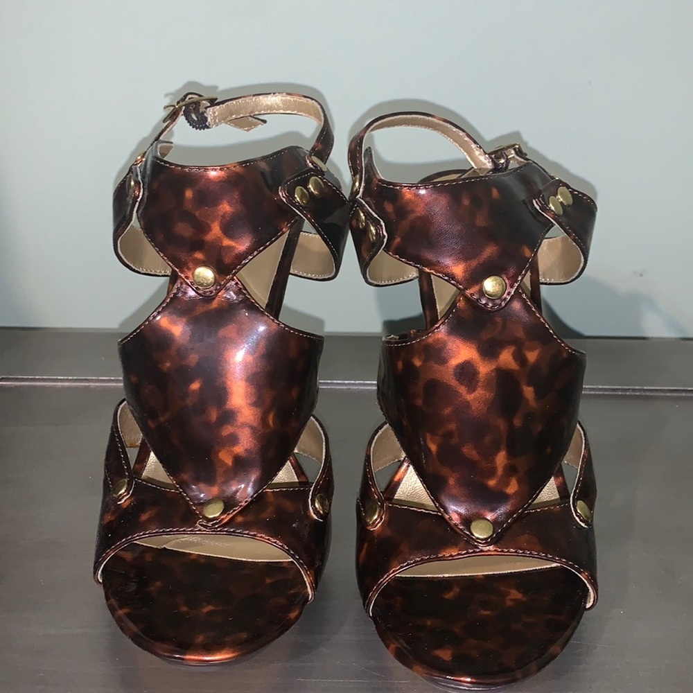New heels, never worn.